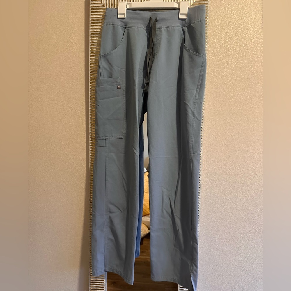 FIGS Women’s Limited Edition Dusty Blue  Scrub Pants XS